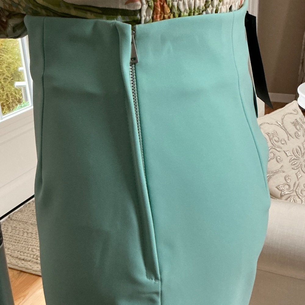 Zara Light Blue / Green  Pencil Skirt size Medium NWT - Picture 5 of 6